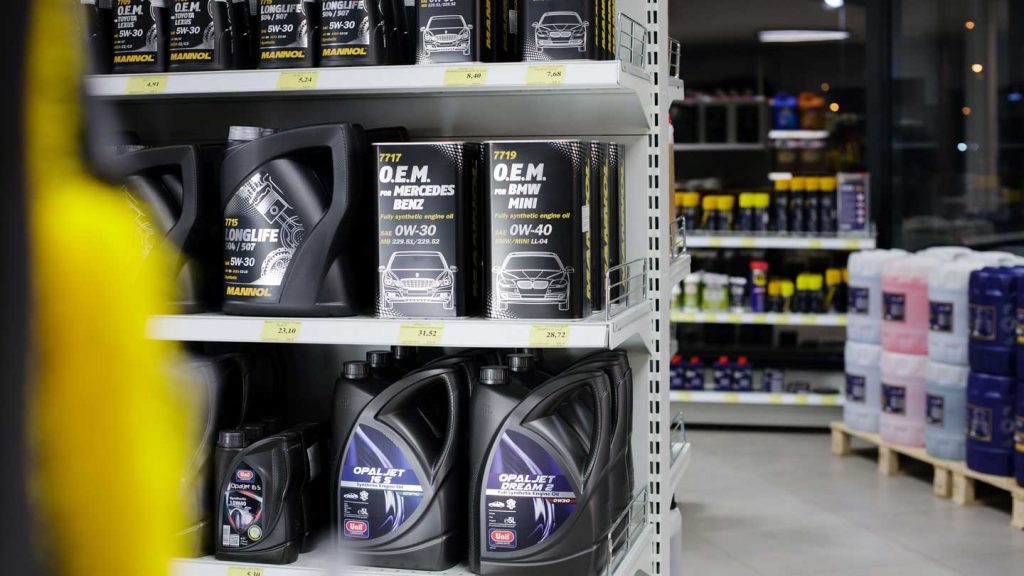 When-You’ll-Understand-to-Change-Your-Car-Engine-Oil-on-digitaldistributionhub
