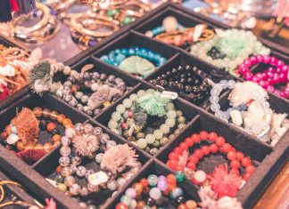 Top-5-Benefits-of-Using-Aromatherapy-Bracelets-Jewelry-on-digitaldistributionhub