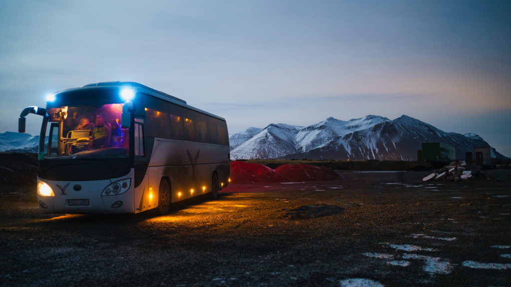 Reasons-of-Renting-a-Party-Bus-in-Chicago-Right-Now-on-digitaldistributionhub