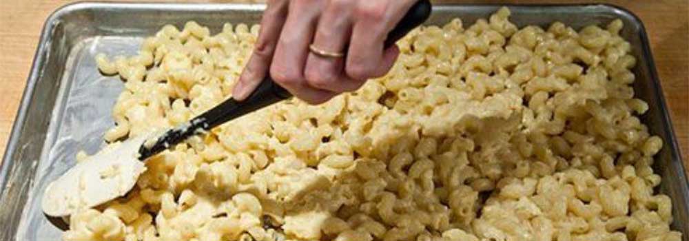 Cheese-&-Sheet-Pan-Mac