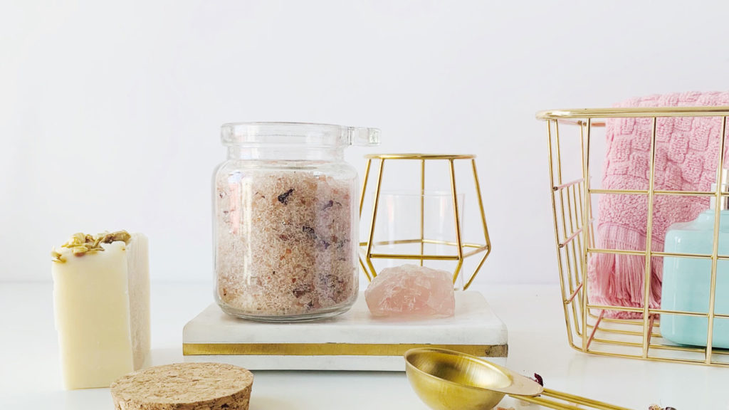 The-Way-You-Can-Choose-the-Best-Bath-Salts-for-You-on-digitaldistributionhub